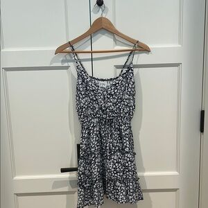 Princess Polly White and Navy Floral Tiered Sundress